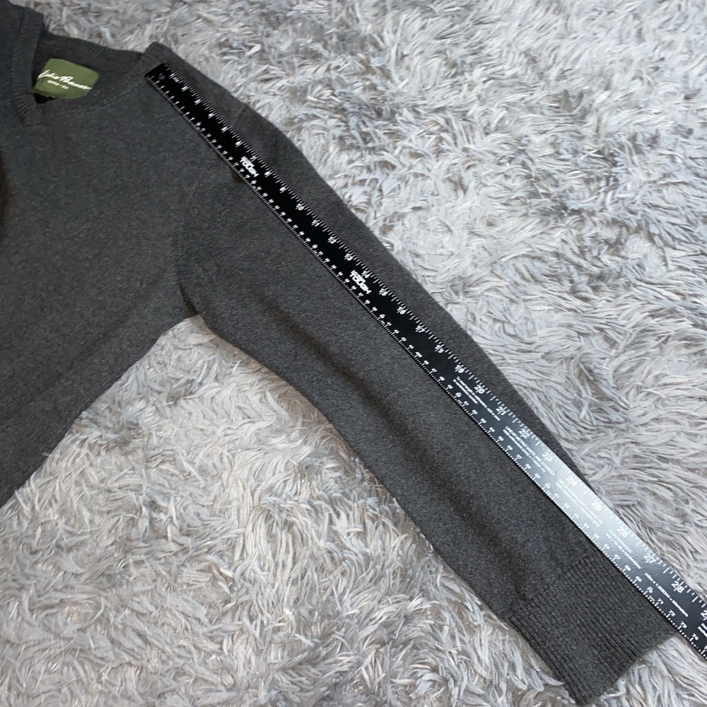 Eddie Bauer Men's Sz M Gray Cashmere Blend Cotton Long Sleeve V Neck Preppy - Picture 5 of 7